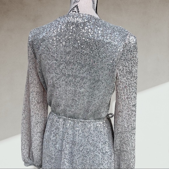 🍋 Silver sequins party dress MEDIUM - Picture 4 of 6